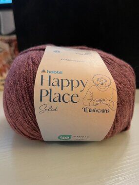 HOBBII Happy Place Solid Yarn #18 Aubergine - 1 ball